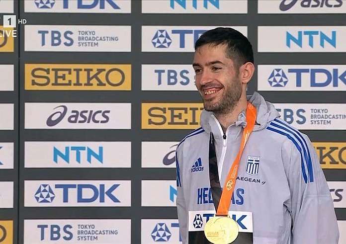 Μίλτος Τεντόγλου: Η απονομή του χρυσού μεταλλίου στο Παγκόσμιο πρωτάθλημα στίβου