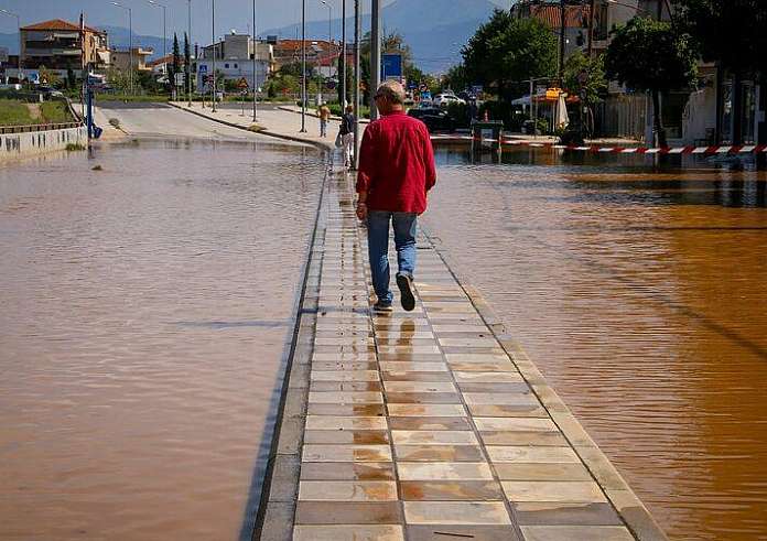 Θεσσαλία: Φόβος και αγωνία για πλημμύρες από το νέο κύμα κακοκαιρίας - Πυρετώδεις οι προετοιμασίες
