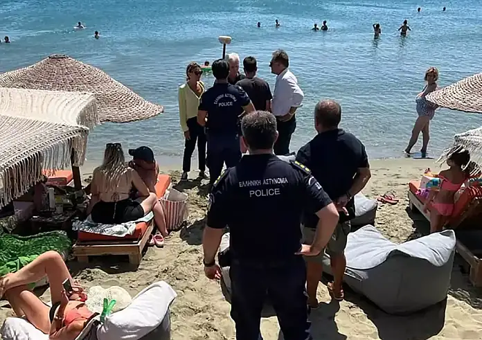 Τήνος: Συνεχίζονται οι έρευνες στις παραλίες – Παράνομη κατάληψη 3.000 τ.μ. αιγιαλού και παραλίας