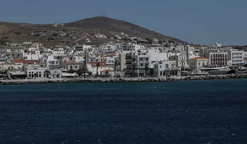 Τήνος - Ξεσπά ο πατέρας του 3χρονου: Το παιδί μου θα ζούσε αν το Κέντρο Υγείας δεν ήταν τόσο υποστελεχωμένο