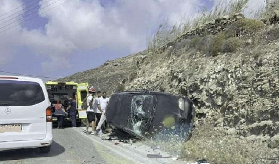 Μύκονος: 27χρονος εκσφενδονίστηκε από το αυτοκίνητο και σκοτώθηκε ακαριαία