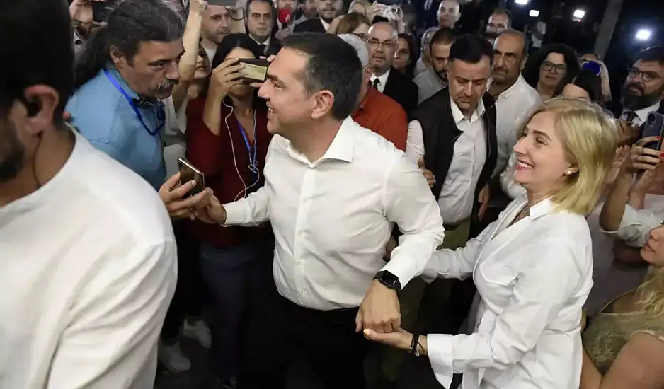 Στην Κουμουνδούρου ο Αλέξης Τσίπρας