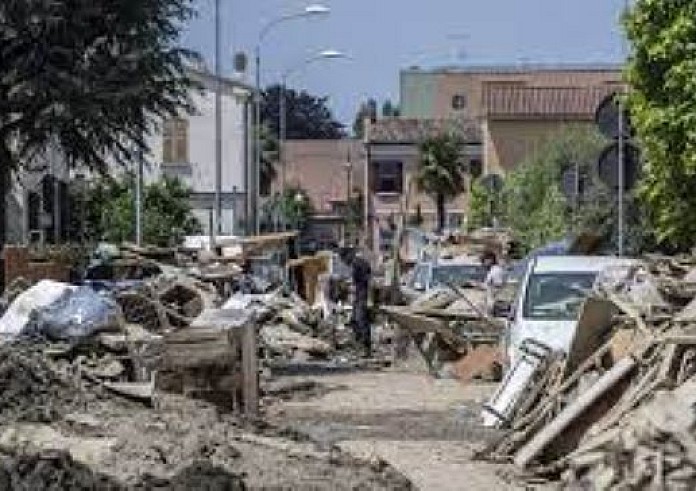 Ιταλία: Οι πλημμύρες στην Εμίλια Ρομάνια ξέθαψαν βόμβες του Β’ Παγκοσμίου
