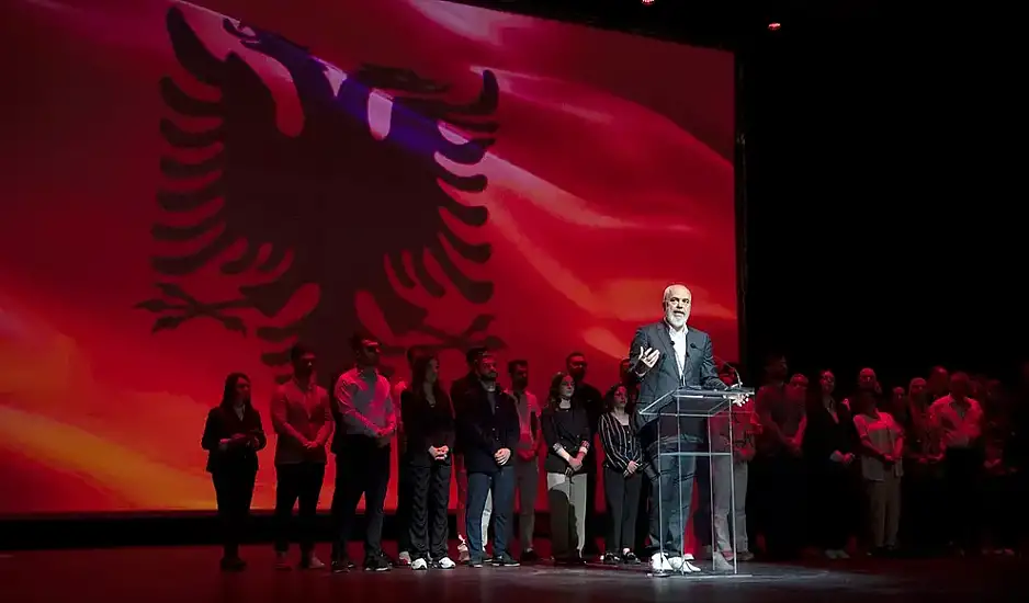 Νέα φιέστα ετοιμάζει στην Ελλάδα ο Έντι Ράμα: Αυτή τη φορά θα βρεθεί στη Θεσσαλονίκη για να μιλήσει σε αλβανούς μετανάστες
