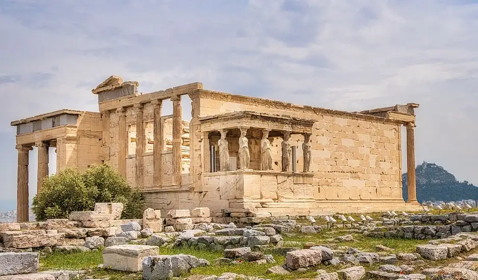 Εθνικό πένθος: Πόσες φορές έχει κηρυχθεί στην Ελλάδα – Τι θα γίνει με τα σχολεία