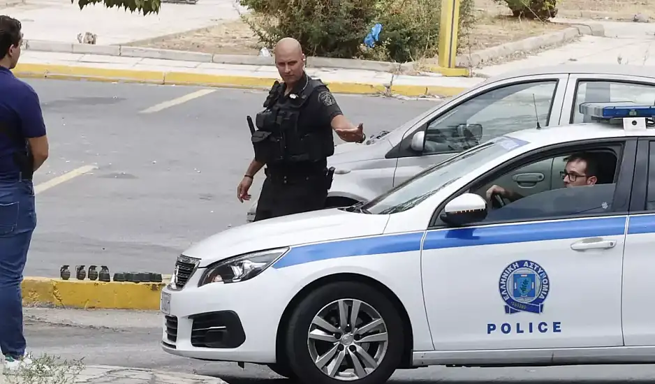 Κορωπί: Το σημείωμα του δράστη της επίθεσης με κατσαβίδι - «Έρχεται η ώρα να πληρώσετε για τα κακά που έχετε κάνει»