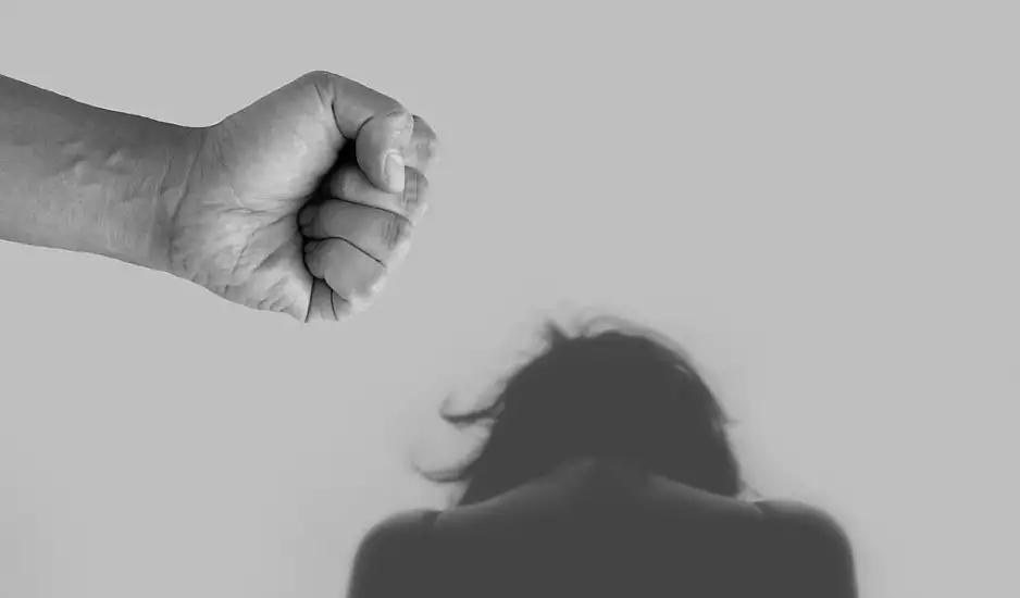 Χανιά: Πατέρας καταδικάστηκε επειδή χτύπησε, απείλησε και έβρισε την 8χρονη κόρη του
