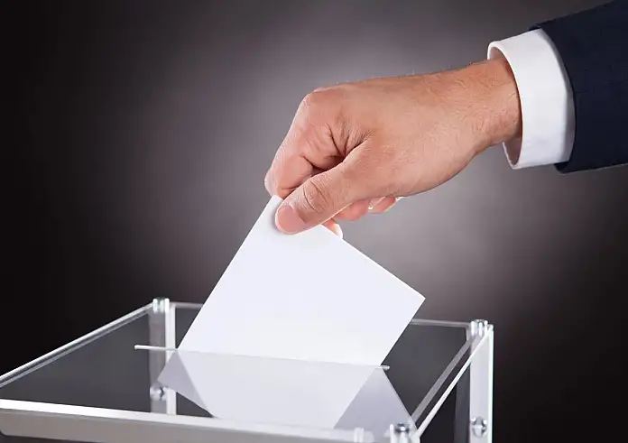 Δημοσκόπηση Opinion Poll: Στο 30% η ΝΔ στην εκτίμηση ψήφου - Παραμένει δεύτερη η Πλεύση Ελευθερίας