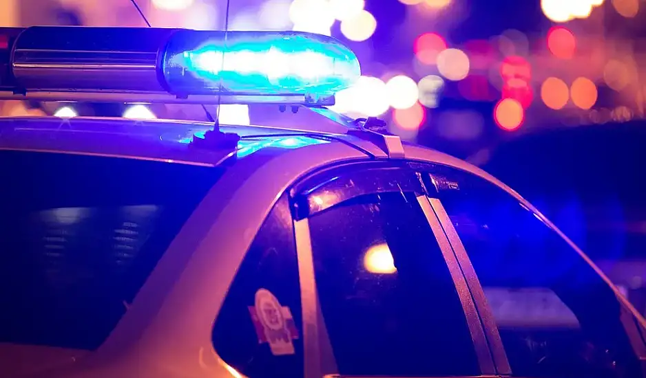 Περιστέρι: Συνεπιβάτης μηχανής πυροβόλησε οδηγό ΙΧ – Σκηνές φαρ ουέστ