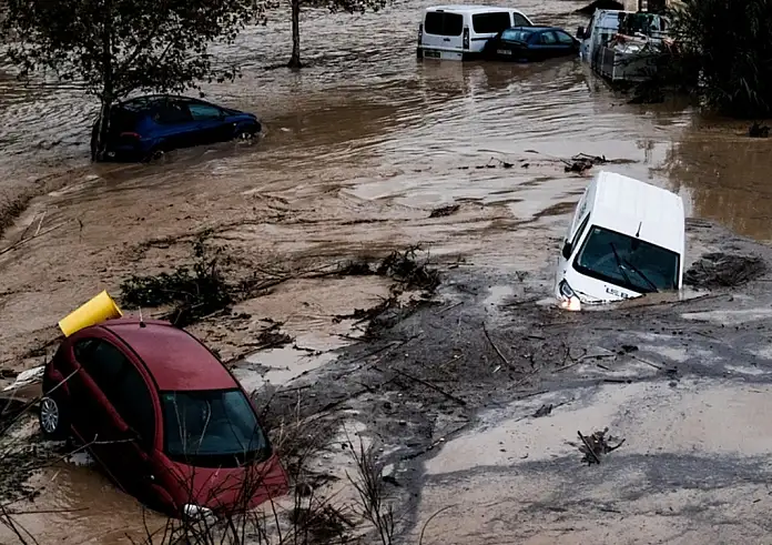 Ισπανία: Στους 140 οι νεκροί από τις φονικές πλημμύρες στη Βαλένθια
