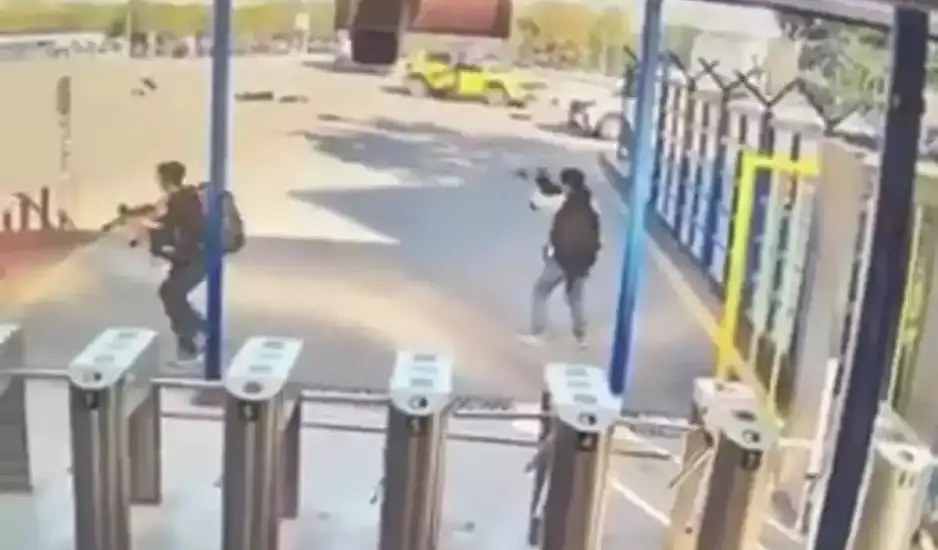 Τουρκία: Τρομοκρατική επίθεση στις εγκαταστάσεις της Αεροδιαστημικής Βιομηχανίας – Πέντε νεκροί