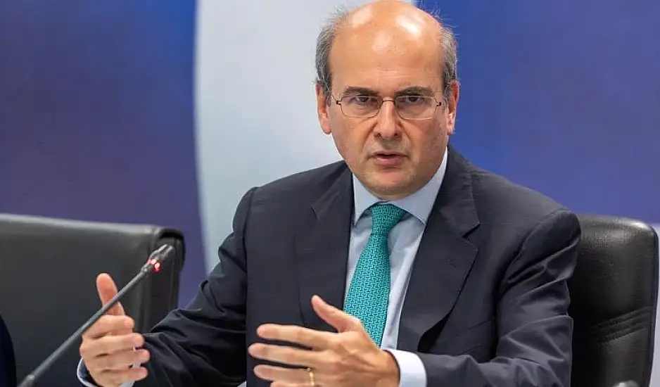 Πρόστιμα από 2.500 ευρώ σε δημοσίους υπαλλήλους που καθυστερούν τη διαδικασία φοροδηλώσεων