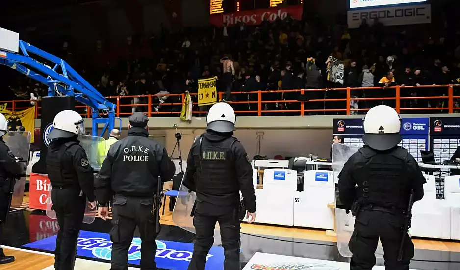 ΑΕΚ: «Βαριά» πρόστιμα και σε οπαδούς από τη ΔΕΑΒ για τα επεισόδια στο παιχνίδι με τον Προμηθέα Πάτρας