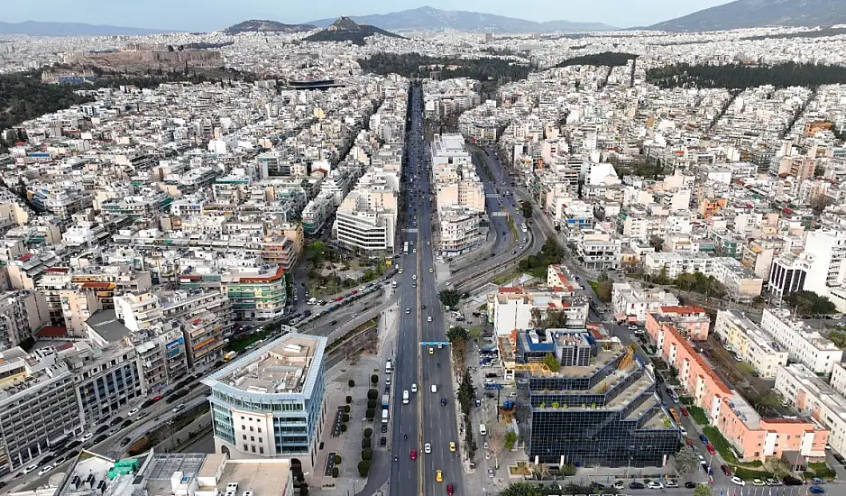 Στεγαστική κρίση: Άπιαστο όνειρο η κατοικία για 1 στους 2 Έλληνες - Το 68% «στριμώχνεται» για το ενοίκιο