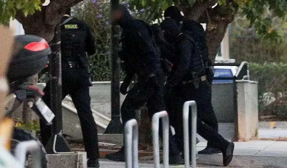Τι έκανε, τι έκανε: Ο 31χρονος συλληφθείς βγήκε τρέχοντας μετά την έκρηξη στους Αμπελόκηπους