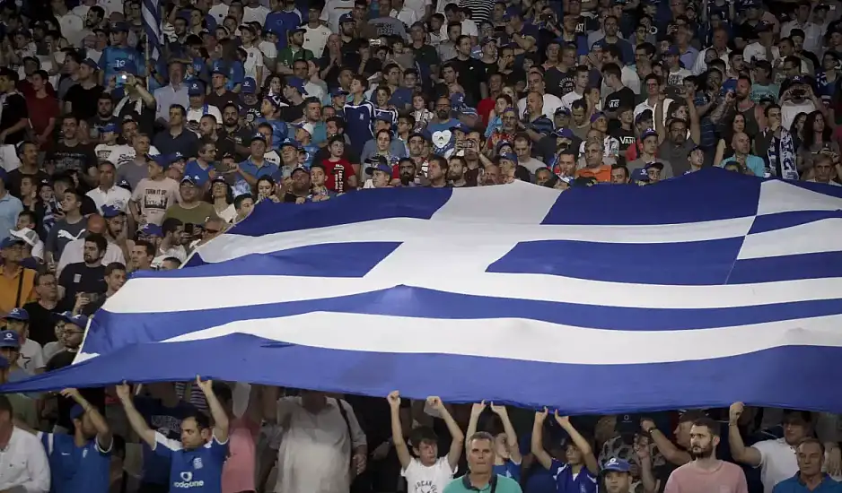 Ελλάδα – Αγγλία: Έφυγαν 50.000 εισιτήρια σε μια μέρα, ολοταχώς για sold out