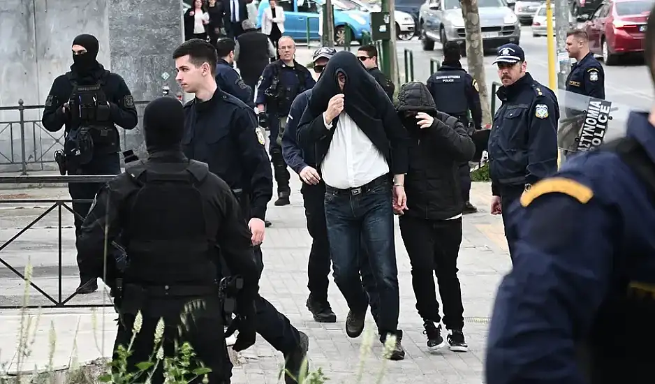 Βιασμός 12χρονης στον Κολωνό: Ενοχή για 14 κατηγορούμενους ζήτησε ο εισαγγελέας