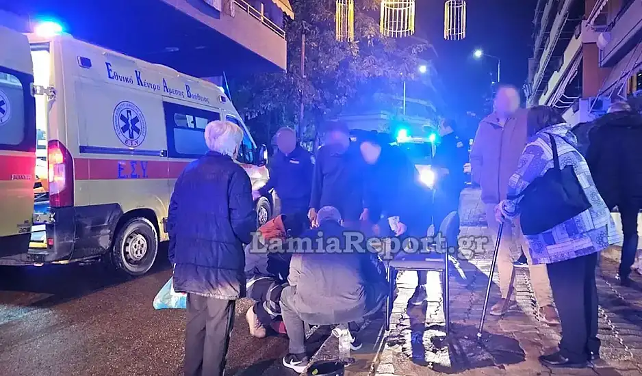Λαμία: Τροχαίο ατύχημα με ντελιβερά που παρέσυρε πεζή ηλικιωμένη