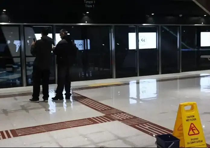 Μετρό Θεσσαλονίκης: Νερά στον σταθμό Βενιζέλου από την κακοκαιρία – Έσταζε η οροφή