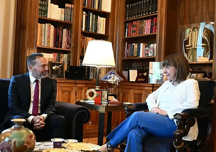 Σακελλαροπούλου και Στουρνάρας για την Προεδρία της Δημοκρατίας; Το δίλημμα για τον Μητσοτάκη