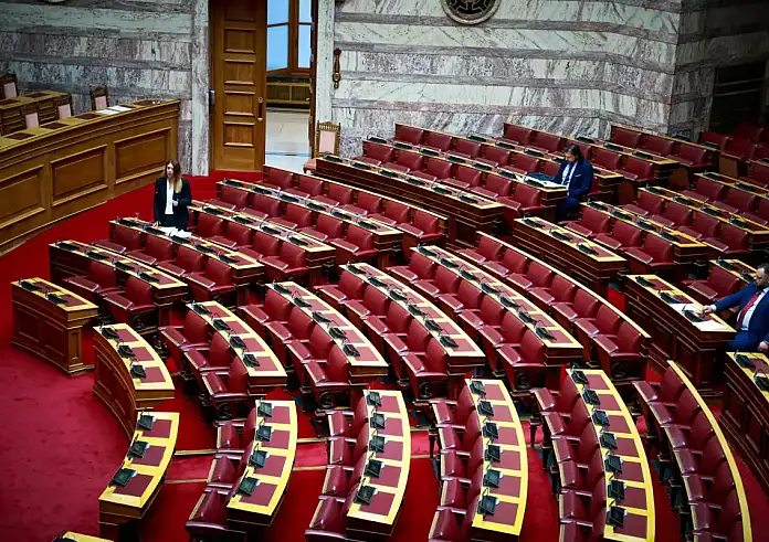 Μπαράζ αποχωρήσεων από τον ΣΥΡΙΖΑ: Δεκάδες παραιτήσεις μελών και συντονιστών