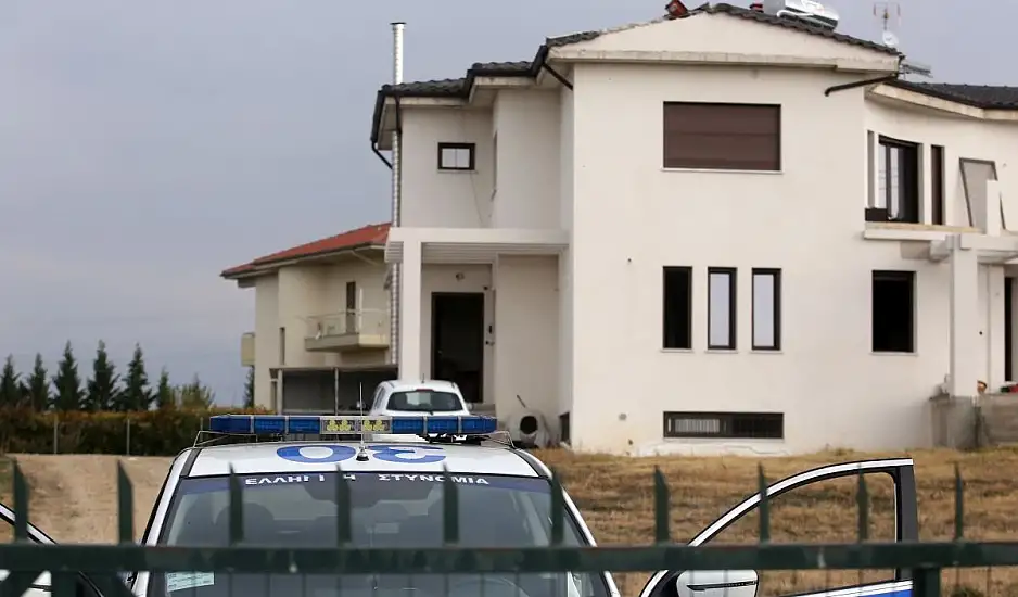«Δεν το πιστεύω, βρήκα τα παιδιά σε αυτή την κατάσταση» – Έχασε τον γιο της από διαρροή αερίου στην Ξάνθη