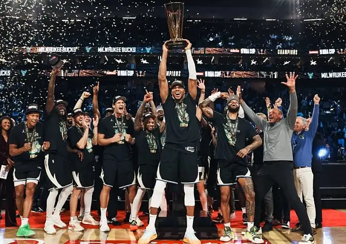 Oι Μπακς σήκωσαν το NBA Cup με MVP τον Γιάννη