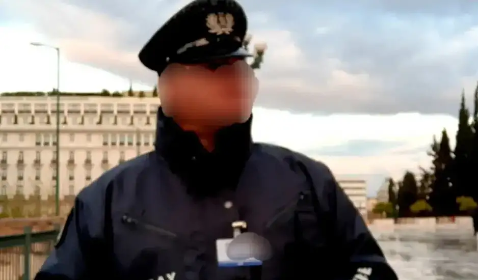 Οι φρικιαστικές περιγραφές της 13χρονης κόρης του αστυνομικού της Βουλής: Μας χτυπούσε με το γκλοπ και μας έκαιγε με αναπτήρα