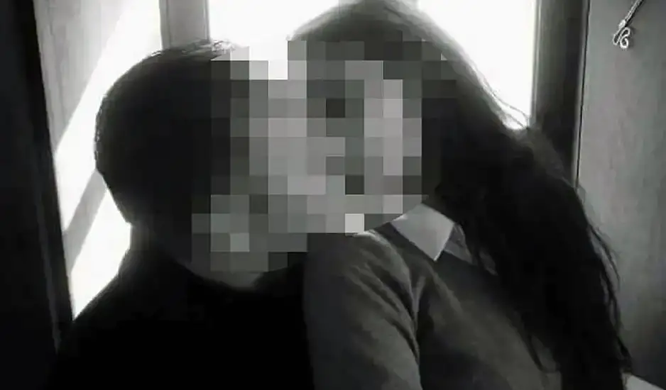 Θα ανέβαζε στο ίντερνετ βίντεο για να δει πόσα πιάνω. Φρίκη για τον αστυνομικό της Βουλής