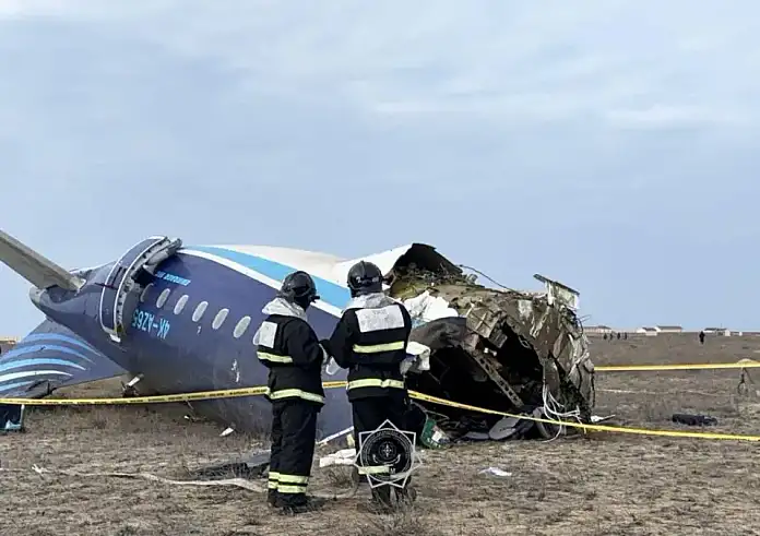 Καζακστάν: Τουλάχιστον 38 νεκροί και 29 επιζώντες από τη συντριβή αεροσκάφους