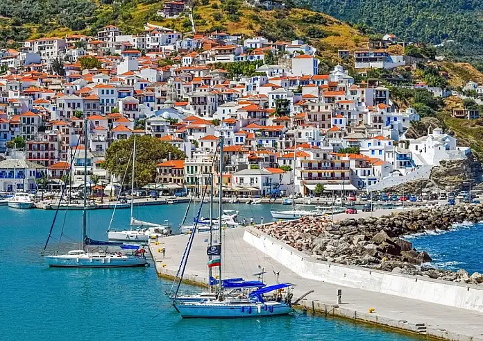 Τουρισμός για Όλους 2025: Οι δικαιούχοι του προγράμματος και τα ποσά επιδότησης