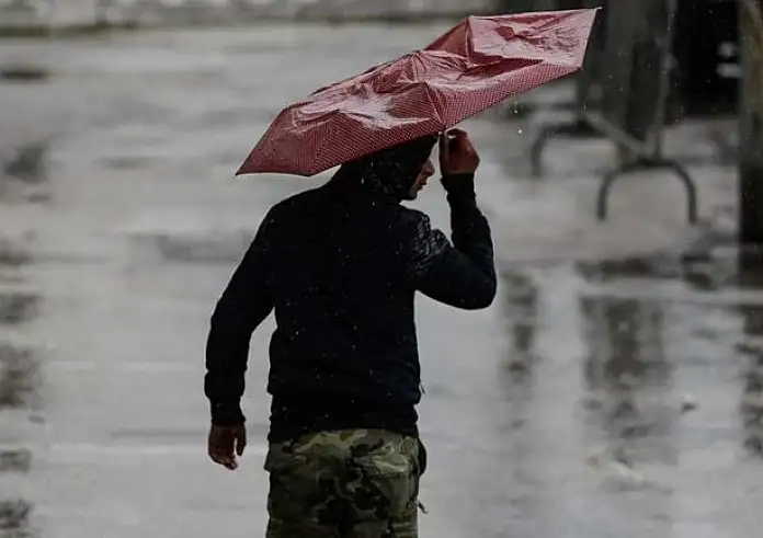 Κακοκαιρία Bora: Επικαιροποιήθηκε το έκτακτο δελτίο επικίνδυνων φαινομένων – Ποιες περιοχές θα πληγούν σήμερα