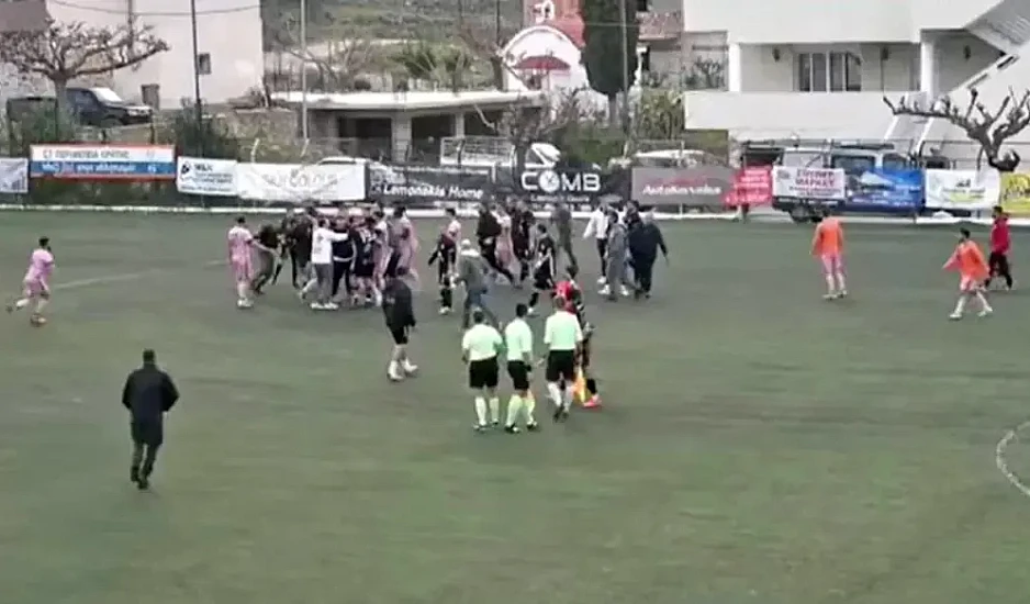 Άγρια επεισόδια σε ποδοσφαιρικό αγώνα στα Ζωνιανά - Δείτε το βίντεο
