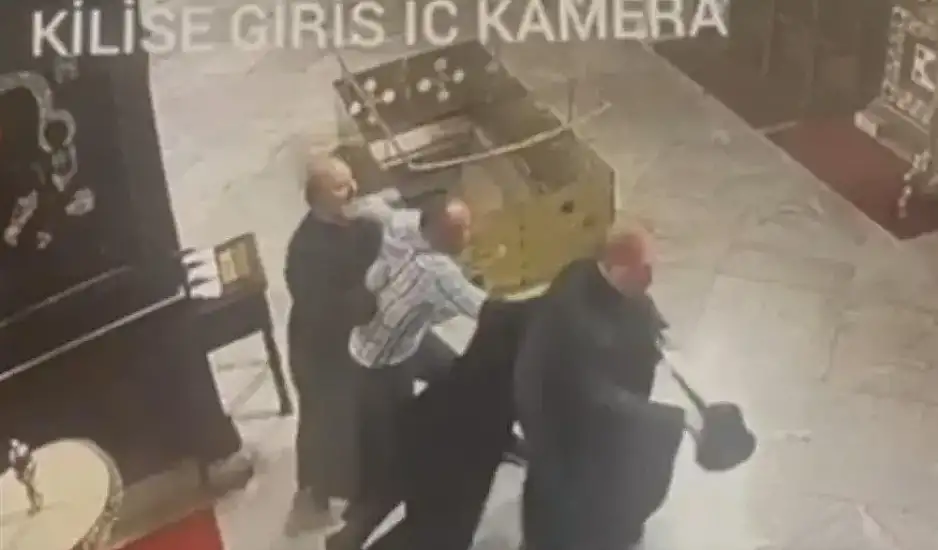 Κωνσταντινούπολη: Αρχιμανδρίτης ξυλοκόπησε Μητροπολίτη σε εκκλησία