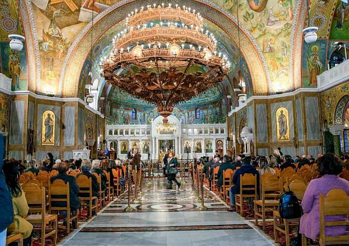 Μέχρι πού μπορεί να φτάσει η στοχοποίηση βουλευτών από την Εκκλησία; Ο προβληματισμός των κομμάτων για τις ευρωεκλογές