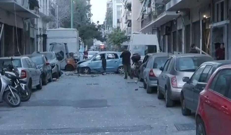 Έκρηξη βόμβας σε κάβα της Καλλιθέας: Τεράστιες υλικές ζημιές - Ποιος είναι ο ιδιοκτήτης
