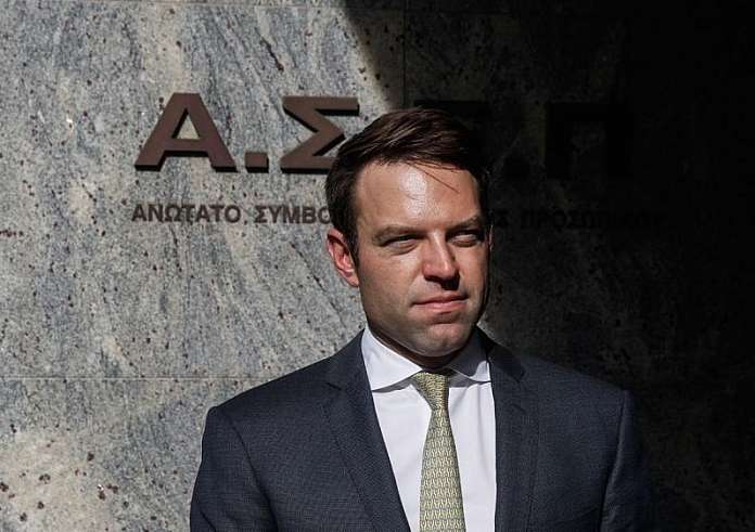 Κασσελάκης: Να αποπέμψει ο πρωθυπουργός τον Άδωνι – Θύελλα αντιδράσεων από ΠΑΣΟΚ και ΣΥΡΙΖΑ για τον υπουργό