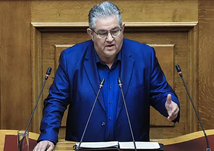 Χαμός στο Twitter με τον Κουτσούμπα και τους «sugar daddies» – «Χυδαίος σεξισμός», «φάουλ του ΚΚΕ»