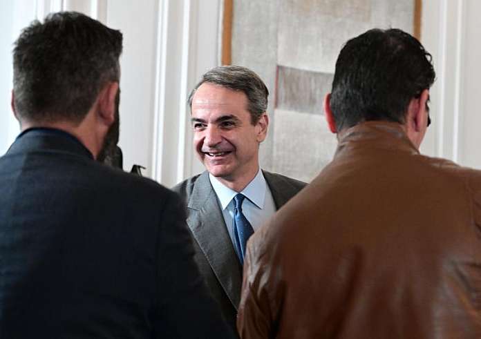 Μητσοτάκης με αγρότες: Αναγνωρίζουμε τα δίκαια αιτήματα, προσπαθούμε να δώσουμε λύσεις