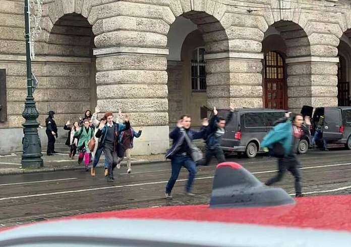 Πράγα: Μακελειό στο πανεπιστήμιο. Δεκαπέντε νεκροί και δεκάδες τραυματίες. Το προφίλ του μακελάρη