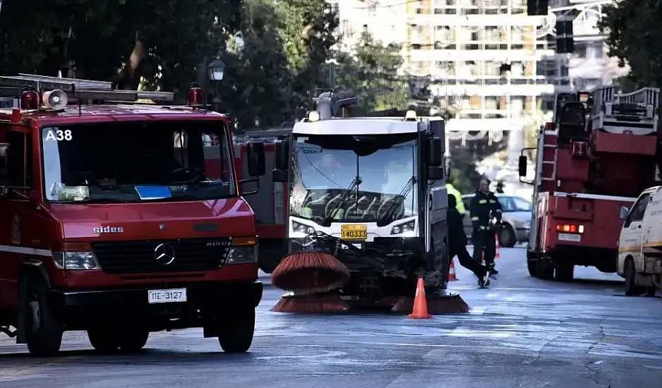 Σταδίου: Τι ερευνούν οι Αρχές για τη βομβιστική επίθεση. Περιμένουν και νέο χτύπημα