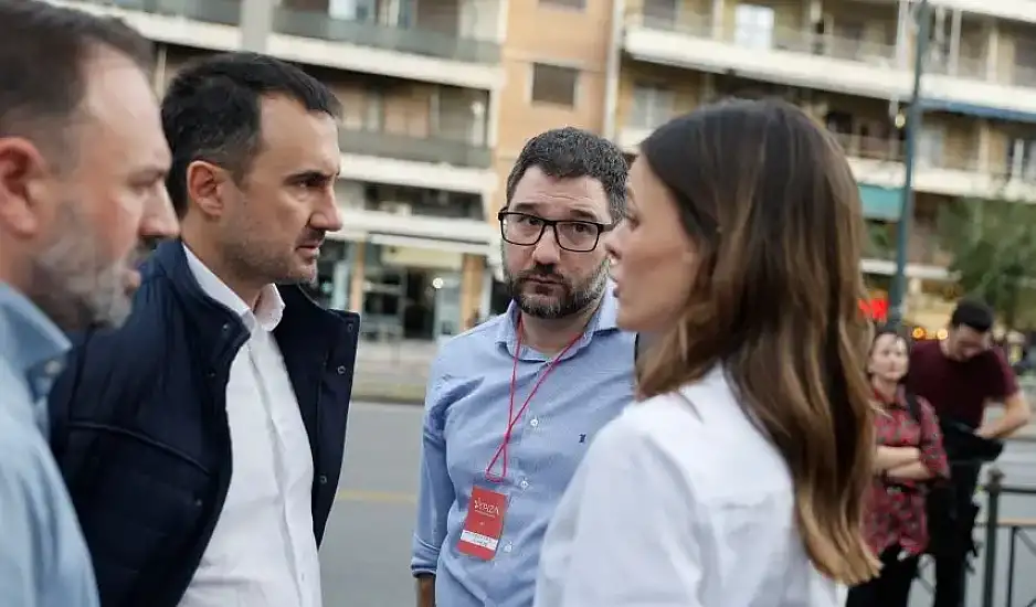 Δημοσκόπηση Documento: Στο 3,2% η δυνάμη των «11» στην πρώτη της καταμέτρηση