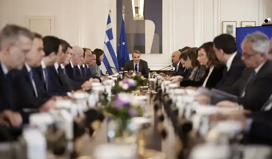 Ανασχηματισμός: Στις 11:30 ανακοινώνεται το νέο Υπουργικό Συμβούλιο. Τα ονόματα