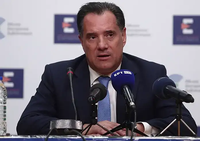 Άδωνις Γεωργιάδης: Διαγράφουμε όλα τα πρόστιμα – Το εμβόλιο δεν γίνεται με το ζόρι