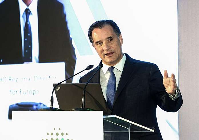 Παίρνει πίσω τις αυξήσεις στα γενόσημα φάρμακα ο Γεωργιάδης: Δεν θα πληρώνουν πάνω από 3€