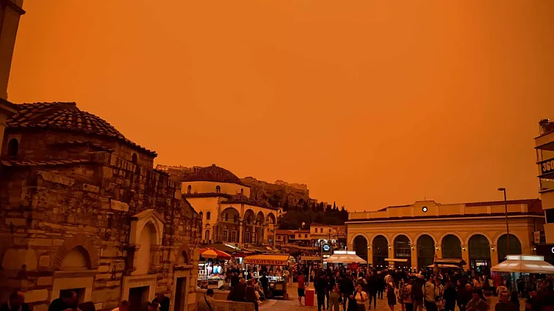 Καιρός: Πορτοκαλί ο ουρανός από την αφρικανική σκόνη – Πότε «φεύγει» το φαινόμενο