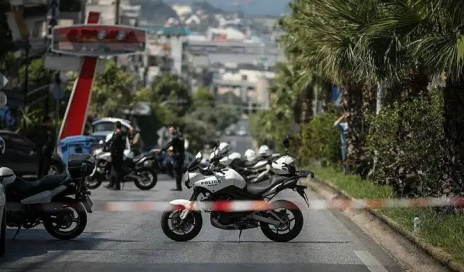Είχε καταγγείλει τον 71χρονο σύντροφό της για κακοποίηση η 43χρονη που βρέθηκε νεκρή στη Σαλαμίνα