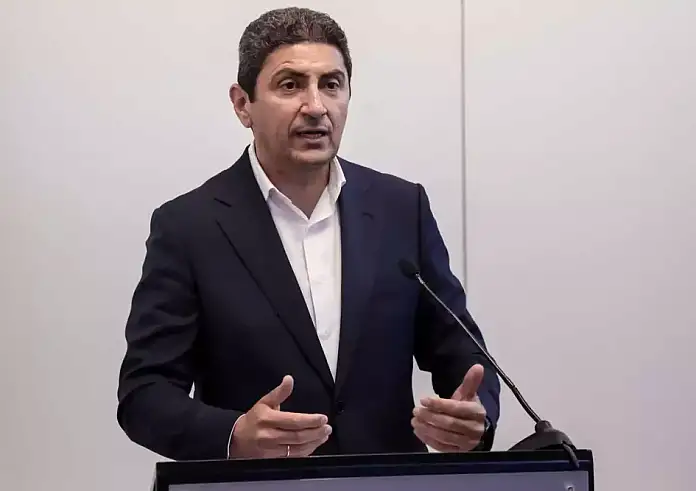 Λευτέρης Αυγενάκης: Βίντεο με την επίθεση σε υπάλληλο του αεροδρομίου – Η καταγγελία των εργαζομένων
