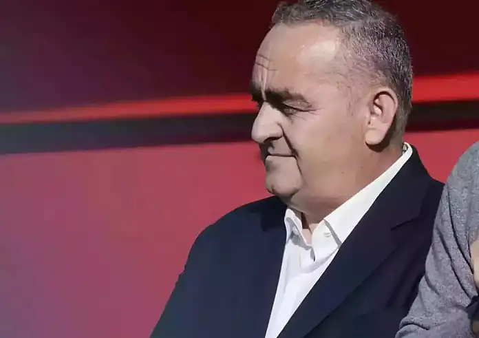 Ο Φρέντι Μπελέρης καθαιρέθηκε από δήμαρχος Χειμάρρας
