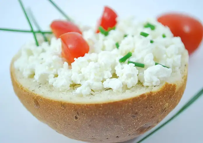 Το cottage cheese αλλιώς: 3 συνταγές που θα σε κάνουν να το αγαπήσεις